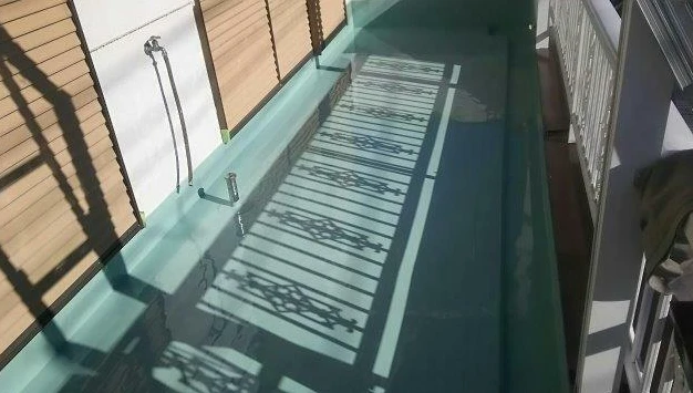 屋根